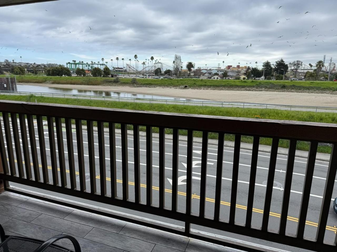 Ocean Gate Inn Santa Cruz Exterior photo