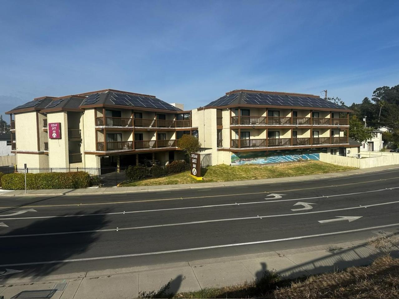 Ocean Gate Inn Santa Cruz Exterior photo